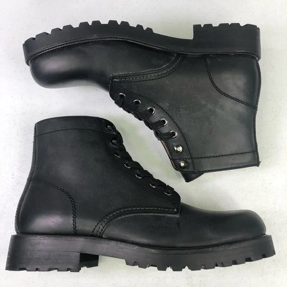 The Men’s Store Bloomingdales Pierce Plain Toe Leather Boots